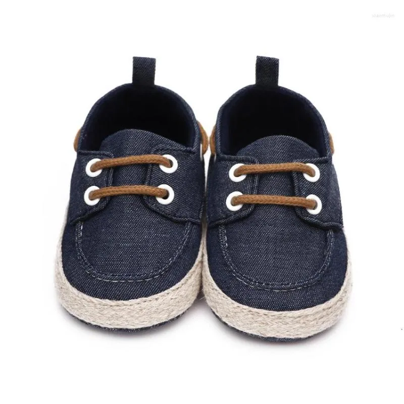 First Walkers Infant Baby Toddler Shoes Semelle en tissu confortable Born Tiddler Classic Casual