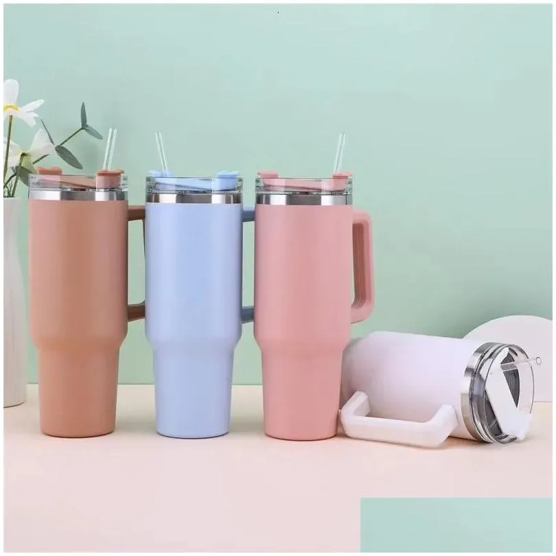 Tumblers Tasses de gobelet de voiture portables sous vide avec poignée couvercle St 40oz double paroi en acier inoxydable tasse thermos extérieure couche de voyage café Dht2J