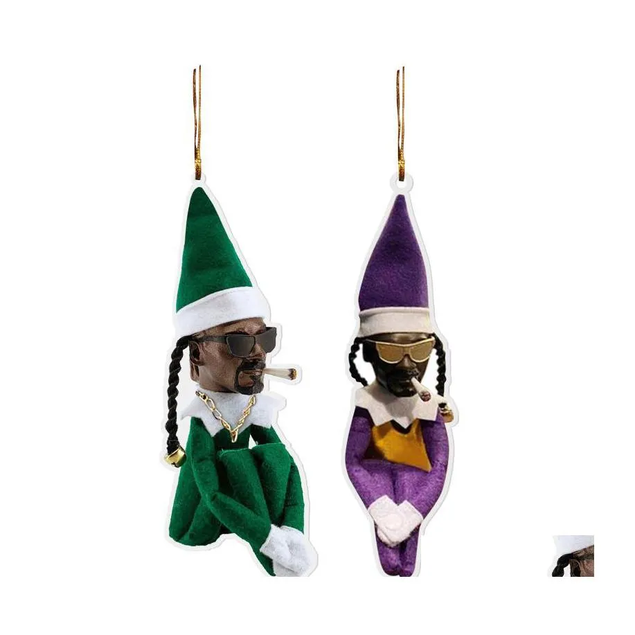 Juldekorationer Snoop p￥ hyllan Purple Green Toys Dolls Akrylh￤ngen Ornament f￶r v￤skatr￤dtillbeh￶r Hem Drop D Dhrmz