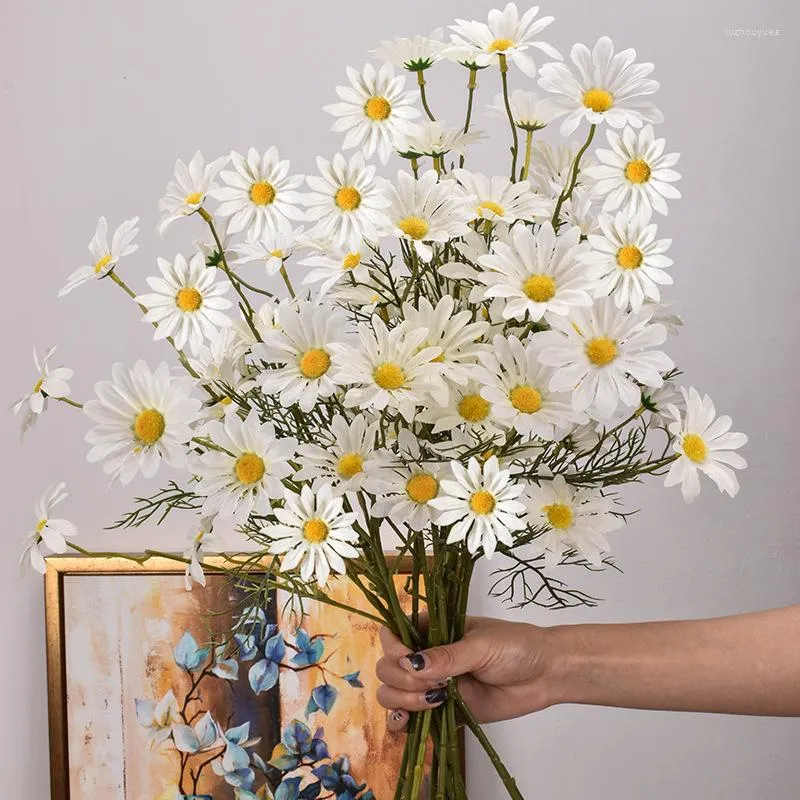 Decorative Flowers 5 Heads Artificial Silk White Daisy Flower Bride Bouquet DIY Vase Home Garden Wedding Party Decoration Fake Supplies