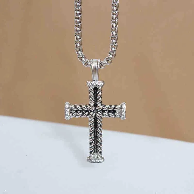 Men Style Chain Necklace Necklaces Pendants Classic Women Diamond Dy Vintage Pendant Hip Jewelry Cross Hop length 50cm197s