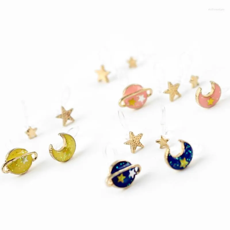Ryggar örhängen 2023 mode flickor små söta blå rosa gula stjärna månklipp smycken tillbehör gåva behöver öron piercing
