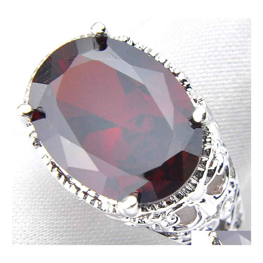 Anillo solitario Luckyshine 925 Sterling Sier Plated Ellipse Red Garnet Anillos para mujeres Zircon 12X16 Mm Claw Holiday Gift Drop Deliver Dh9Rx