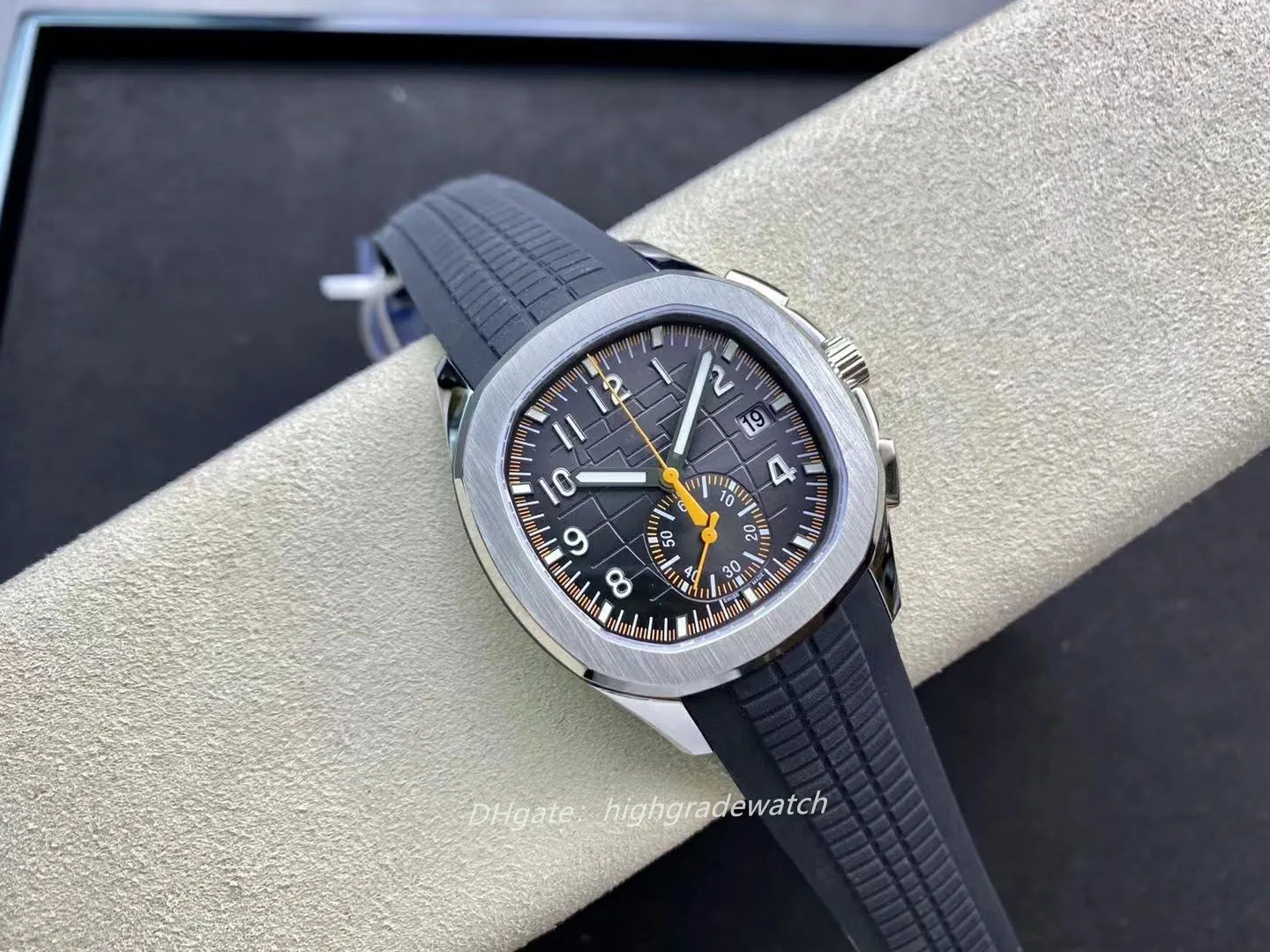 ZF Factory producerar Sports Leisure Mens Watch CH28-520 Integrerad mekanisk r￶relse 42mm storlek Sapphire Glass Rubber Watch Band 50m vattent￤t Montre de Luxe