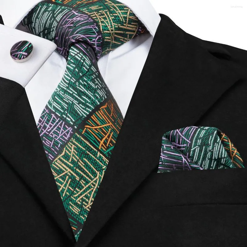Bow Ties SN-1738 Fashion Novelty Print Men's Suit TIB لـ Siless Business Party Silk Necktie Hanky ​​Cufflinks مجموعة الرجال