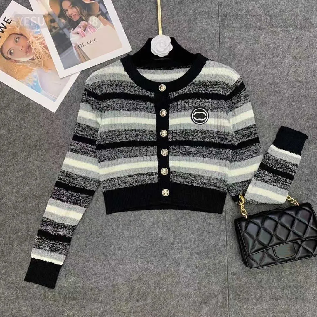 Woman Sweater Designer Luxury channel Classic Coat Autumn And Winter Fashion Black Stripe Embroidery Loose Knitwear Shirts Cardigan Knitted