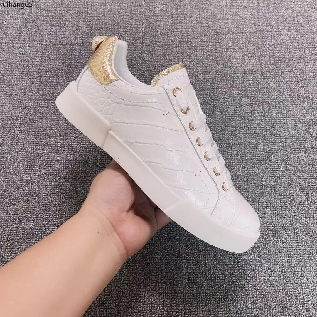 2022 Top Luxury Shoes Rhyton Sneakers Beige Mens Women Trainers Vintage Brand Chaussures Ladies Shoe Designer Sneaker 35-45 MJKIUY215444