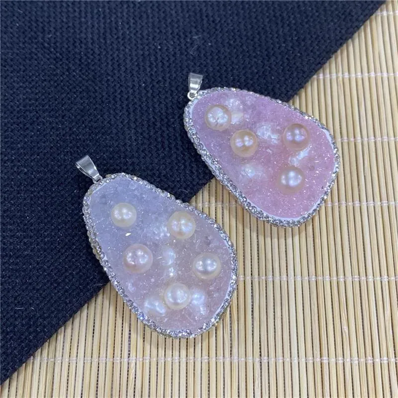 Charms oregelbunden droppformad harts Pärla Sticky Diamond Fashion Pendant som används för att göra DIY-smyckens halsband och armbandstorlek 30x50mm