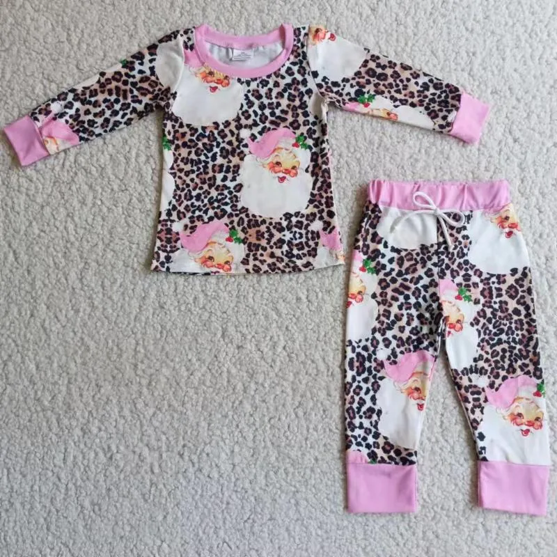 Set di abbigliamento Stampa leopardata Babbo Natale rosa Pigiama da ragazza adorabile Abiti invernali a maniche lunghe morbidi per ragazze 2 pezzi