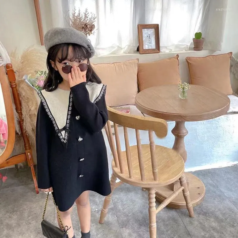 女の子のドレスベビーガール編みワンピース2023キッズ秋のニットウェアドレス韓国の子供ファッション服の幼児の長いセーターフロック