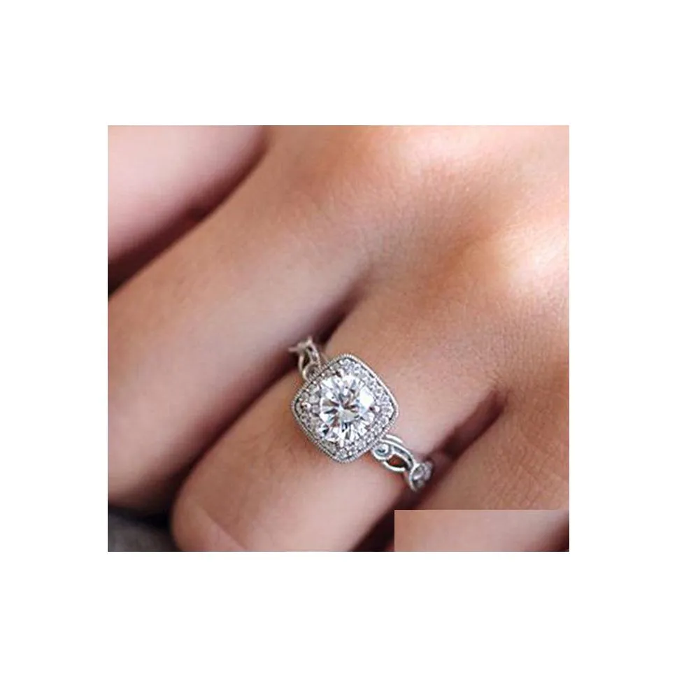 Solitaire Bague De Mode Diamant Pour Les Femmes Creative Sier Couleur Fiançailles De Mariage Partie Carré Gemme Bijoux Drop Delivery Dhuep