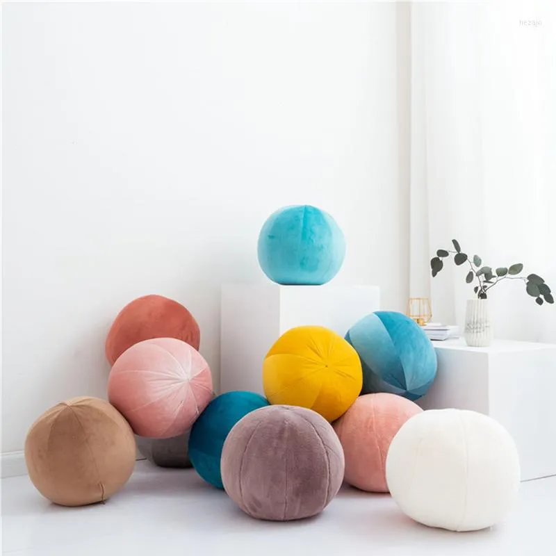 枕ノルディック品質のボール装飾部屋の装飾装飾用の柔らかいピンクグレー