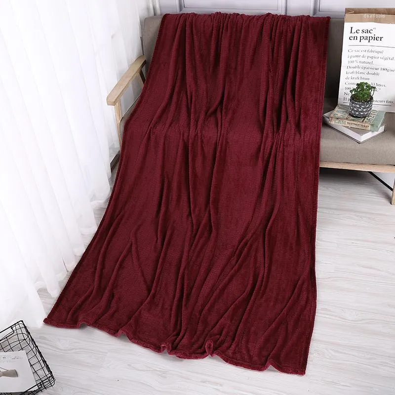 Blankets Solid Color Bedspread Blanket 200x230cm High Density Super Soft Flannel To On For The Sofa/Bed/Car Portable Plaids