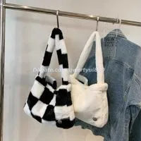 Totes Plush Bag Winter Soft Fluffy Shoulder Bag Women Checkerboard Print Fur Tote Bag Purse Ladies Female Capacity Travel Shopping Bag 012223H