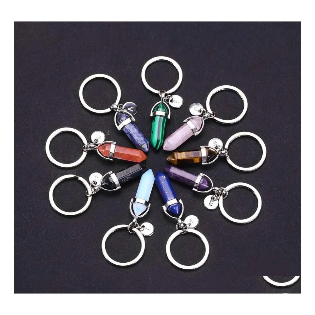 Konst och hantverk 26 Letters Mticolor Natural Stone Hexagon Prism Key Ring Summer Fashion Crystal Quartz Sier Color Keychain for Women DHBV0