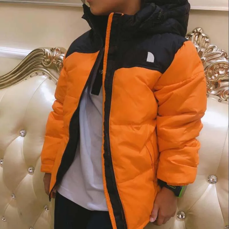 Manteau enfants enfants vers le bas NF Designer 2023 veste d'hiver garçons filles en plein air à capuche chaude Parka noir vestes bouffantes lettre imprimer vêtements vêtements d'extérieur coupe-vent