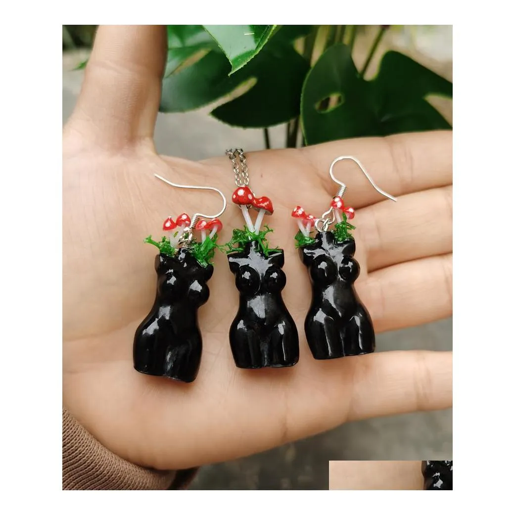 Pendente Lustre Cogumelo Deusa Colar/Brincos Brincos Mini Jóias Pequenos Cogumelos Spooky Peculiar Jóias/ Gota de Níquel Deli Dhxw3