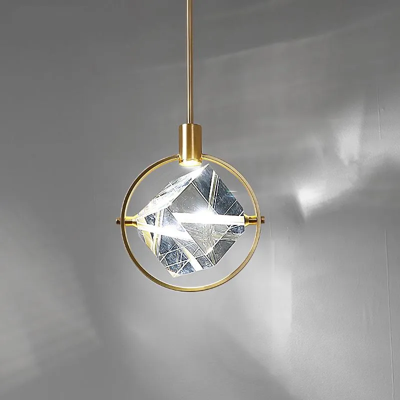Kolye lambaları kristal LED ışıklar Modern Demir Hanglamp Yatak Odası Asılı Lamba Yaratıcı Küp Temel Suskuş Işık Fikstürleri