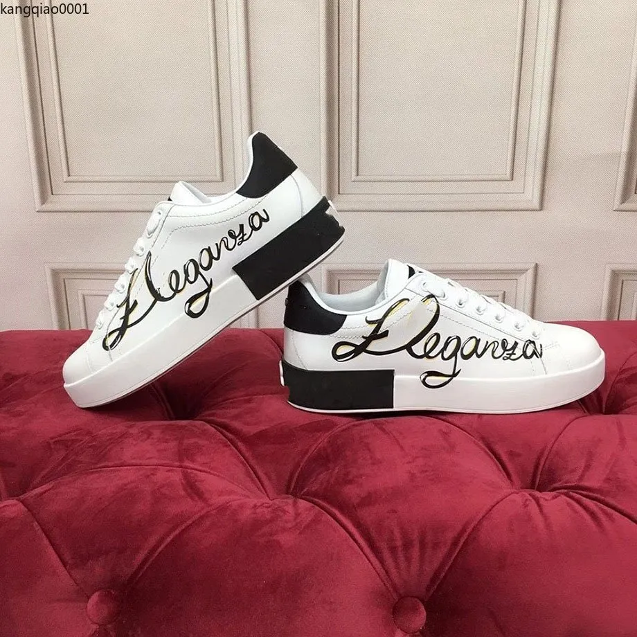 2023 Sapatos de luxo de luxo leves Designers de damasco sapato Novo tênis de corrida de tênis Sapatos homens e mulheres Treinadores de caminhada KQKLJJ00000001