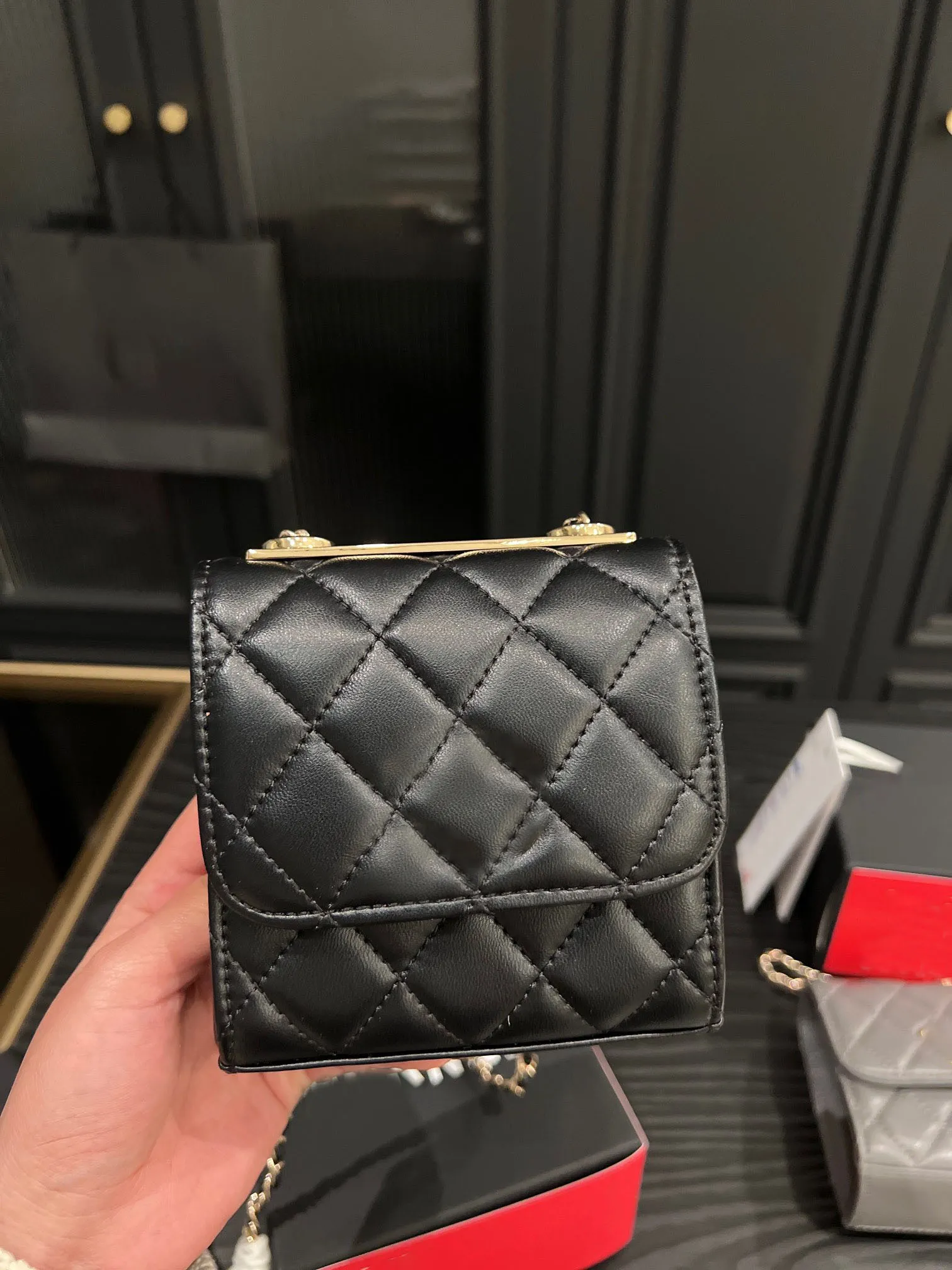 Popular Mini Designer Bags 7A Quality CC Trendy Handbags Cute Women Luxury Shoulder Bags Small Designers Tote Bags Leather Lipstick Bag Black Purse