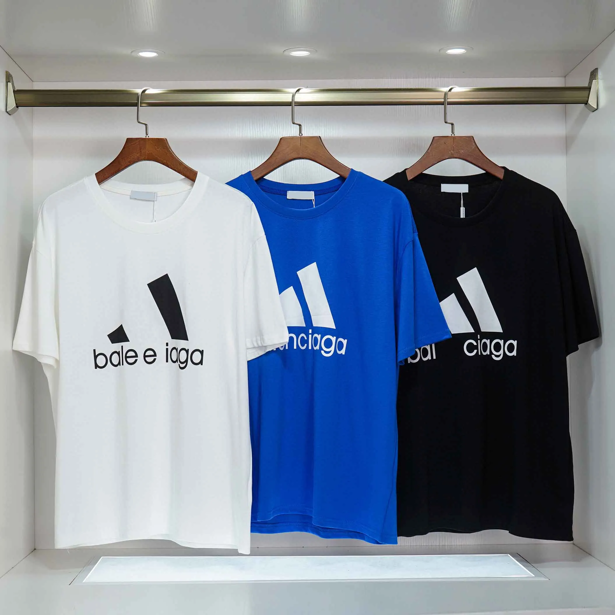 T-shirts Plus pour hommes Polos Col rond brodé et imprimé vêtements d'été de style polaire avec T-shirts en pur coton de rue 3w