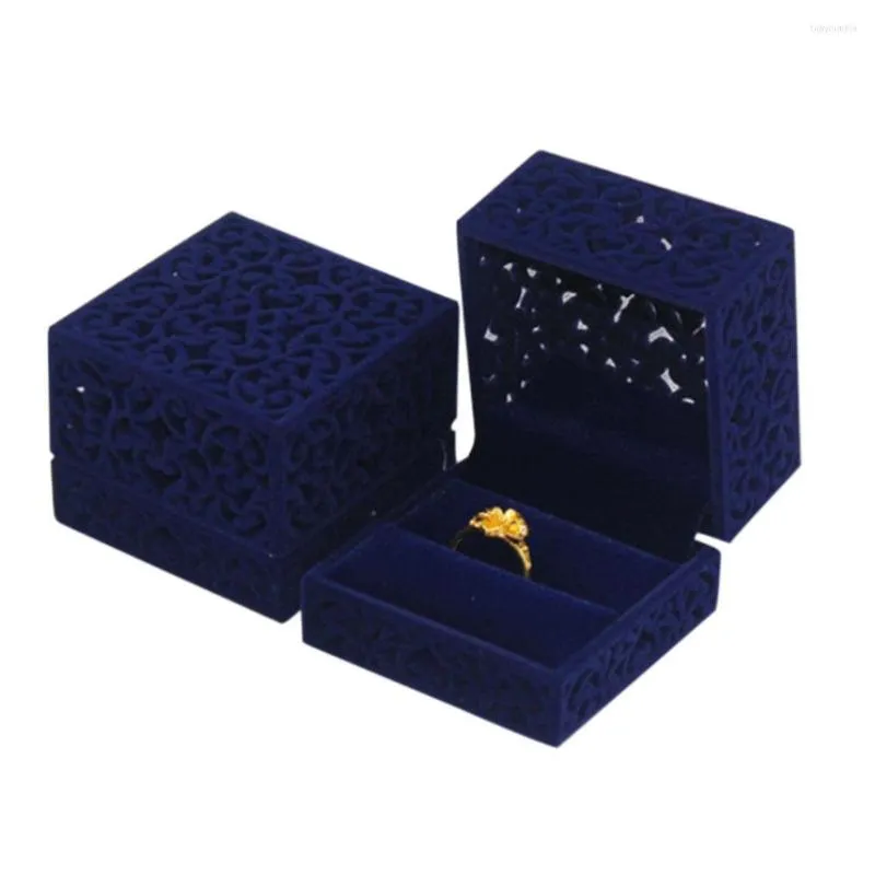 Bijoux Sachets Scratchproof Flocks Case de vente au détail Stockage de mariage Gift d'engagement sculpté Cadeau de proposition élégante