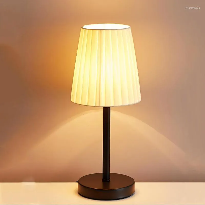 Table Lamps Nordic Light Crystal Lamp Retro Warm Marriage Adjustable Simple Bedroom Bedside Decoration Cloth Switching