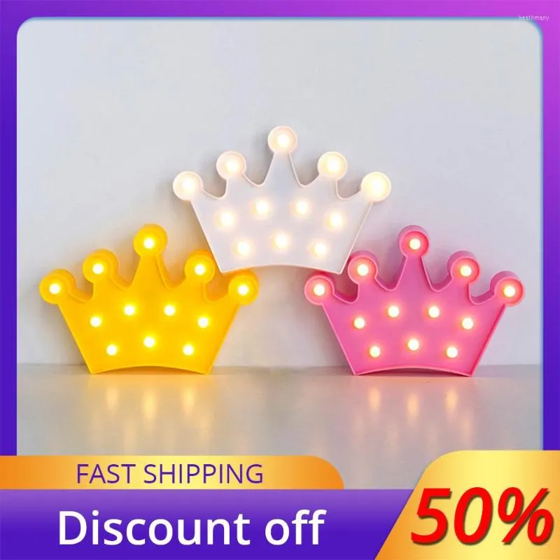 Luci notturne 2023 Lampada da tavolo creativa a forma di corona a LED Regalo di compleanno decorativo Forniture per la composizione di matrimoni dei cartoni animati