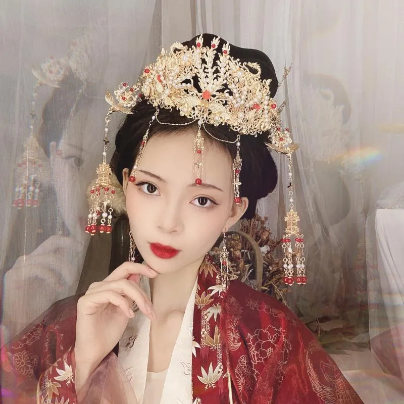 Coiffes faites à la main Style ancien ornement de cheveux coiffure boucle d'oreille ensemble Hanfu femme Phoenix couronne et châle