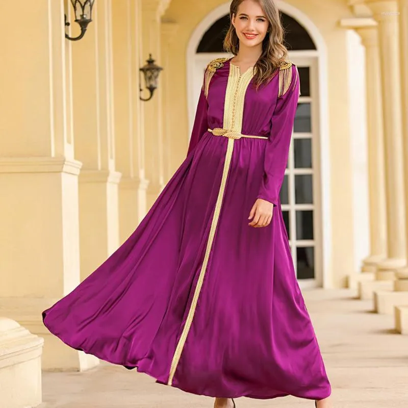 Etniska kläder S022 Fashion Rose Red Women kläder 2023 Sticked Silk Robe Maxi Dresses Long Hleeves Loose Midy With Belt Fringed