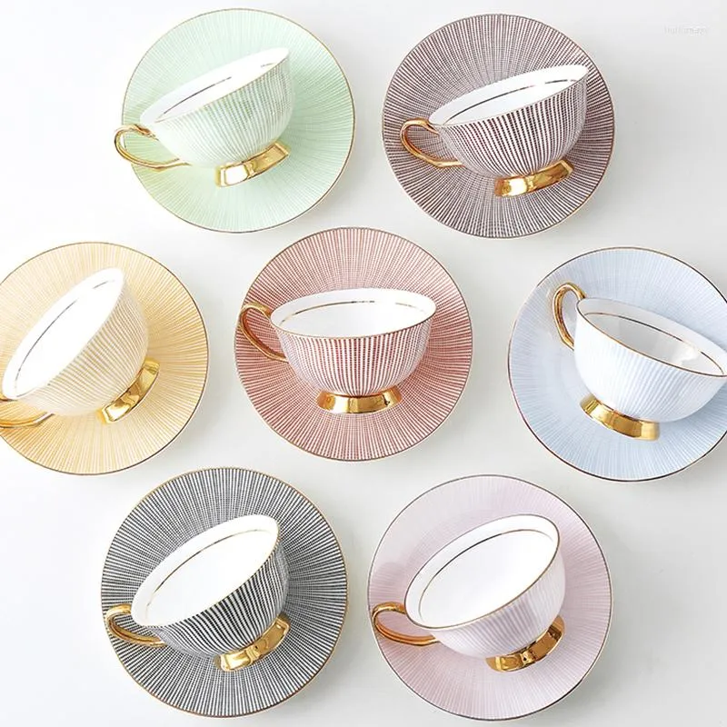 Cups Saucers Fashion Ceramic Coffee Cup Saucer Modern Simple Afternoon Tea Porcelain Teacup Exquisite Upscale Home Decor Gifts