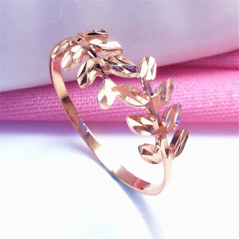 Klusterringar 585 Purple Gold 14K Rose Shiny Lövverk för par Öppnar design Fresh Charm Jewelry Girlvän