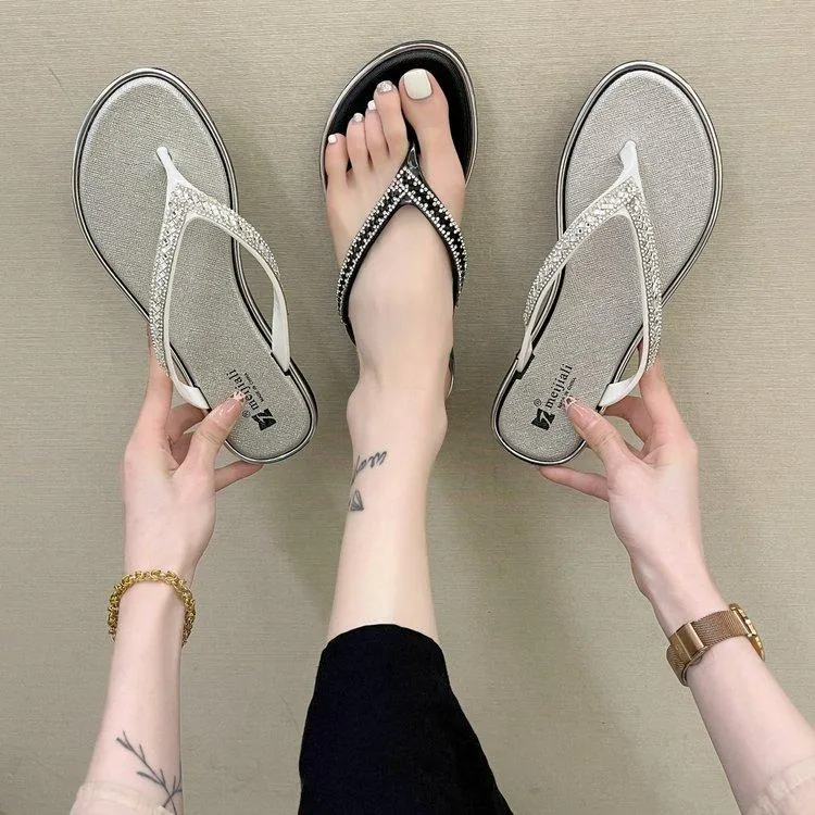 Slippers Exclusive Rhinestone Flip Flops Women's Fashion Bling Colored Diamond Sandals Flat Bottom Classic Female Summer