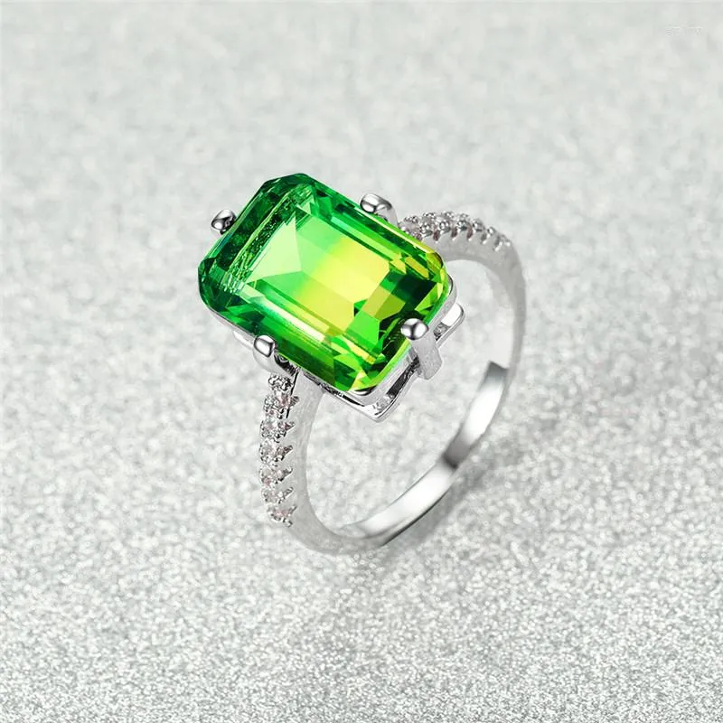 Fedi nuziali Zircone quadrato di cristallo verde giallo per le donne Anello di fidanzamento di colore argento di moda vintage Gioielli di lusso femminili