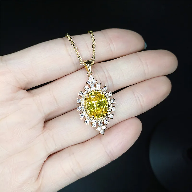 Collane da donna in stile europeo e americano geometrico giallo cristallo zircone diamante pendente fiore placcato oro catena clavicola ragazze regalo gioielli festa di nozze