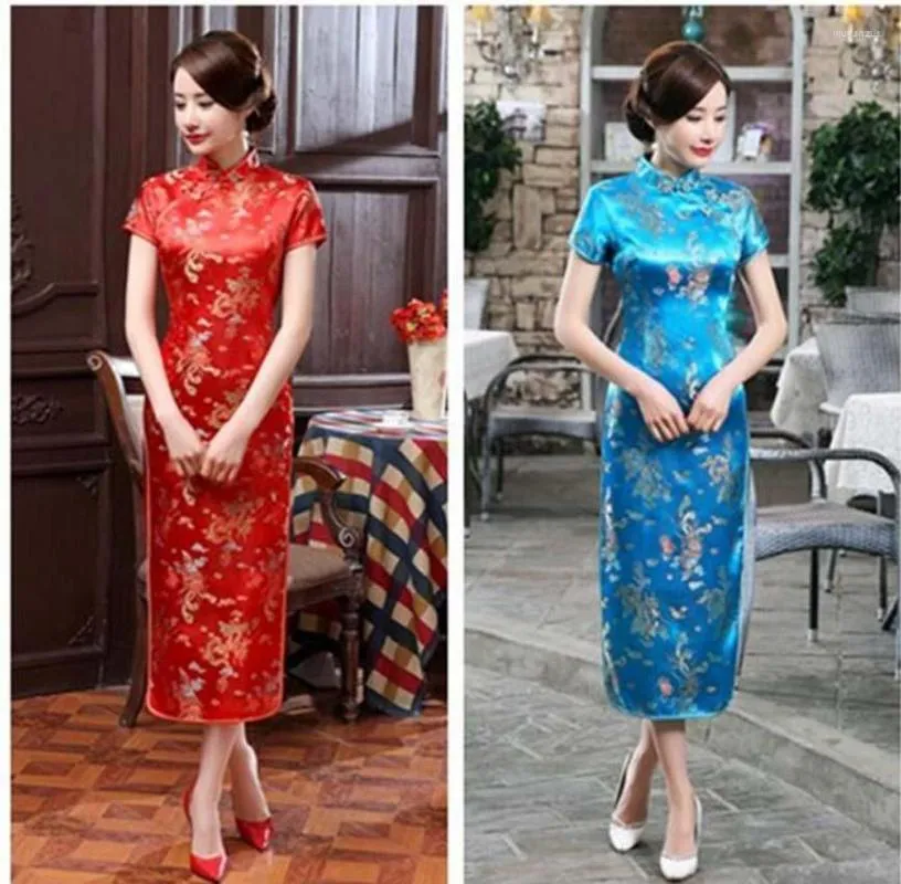 Etniska kläder kinesiska klassiker kvinnors siden satin long cheongsam damer vacker kvällsfest klänning bröllop klänning