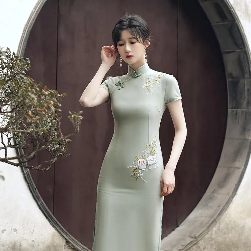 Ethnische Kleidung Frauen Grün Baumwolle Leinen Stickerei Elegant Mandarin Kragen Qipao Sommer Chinesisches Kleid Traditionell