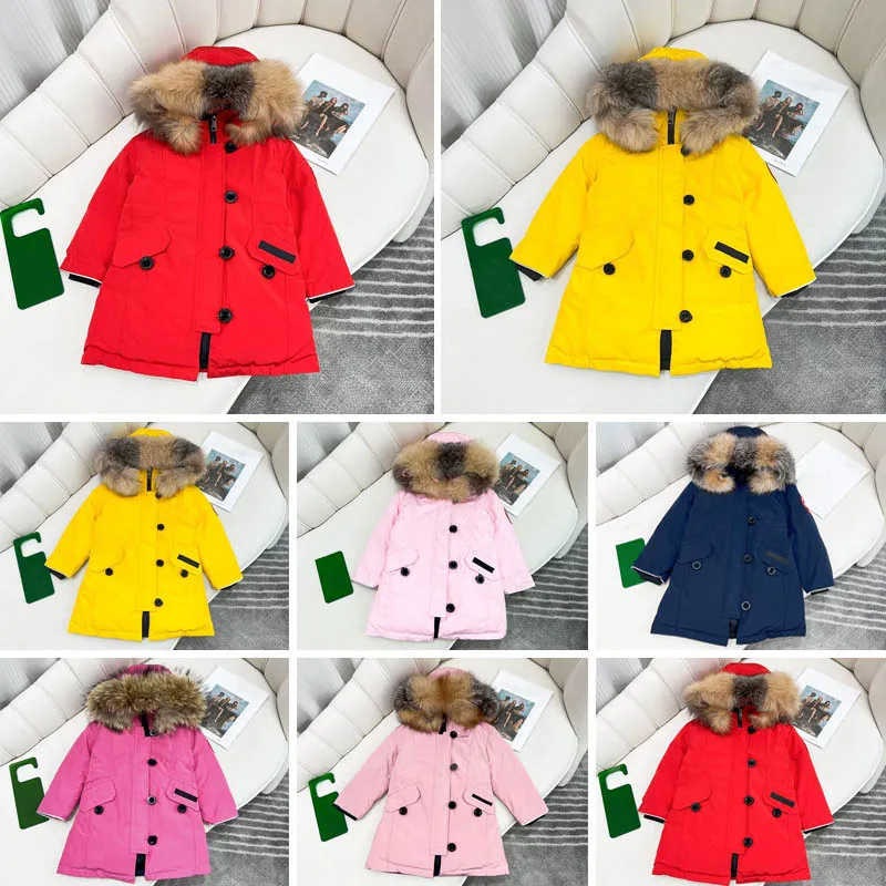 Kinderontwerper PBI Expedition Down Coat Winter Jacket Boy Girl Teenager C08 C07 Outerwear Jackets met badge Dik Warm Warly Weer Coats Children Parkas 100-170