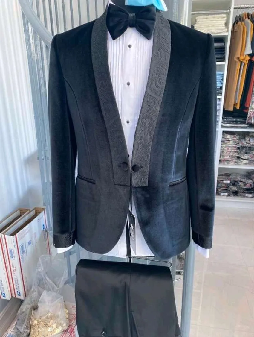 Brandneuer schwarzer Samt-Bräutigam-Smoking mit Schalkragen für Herren, Hochzeit, Smoking, modische Herren-Jacke, Blazer, Herren-Abschlussball, Abendessen/Darty-Anzug, Jacke, Hose, Krawatte