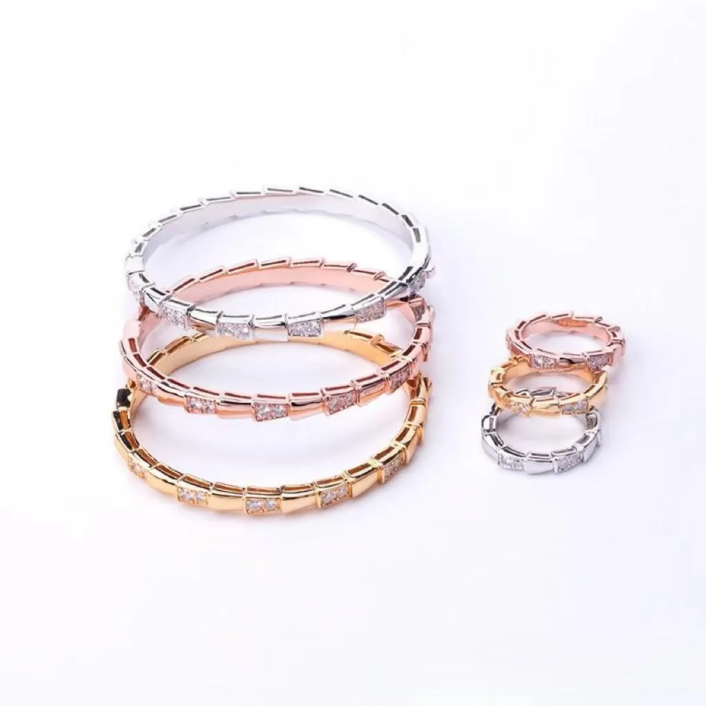 Fashion Brand Jewelry Sets Lady Brass Glossy Surface Spacing Diamond Snake Serpent 18K Gold Wedding Engagement Norrow Bracelets Rings 1 Sets