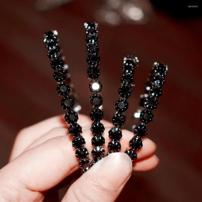 Hoop oorbellen glanzend zwart kristal voor vrouwen mode -sieraden Boemian Big Circle Collection accessoires