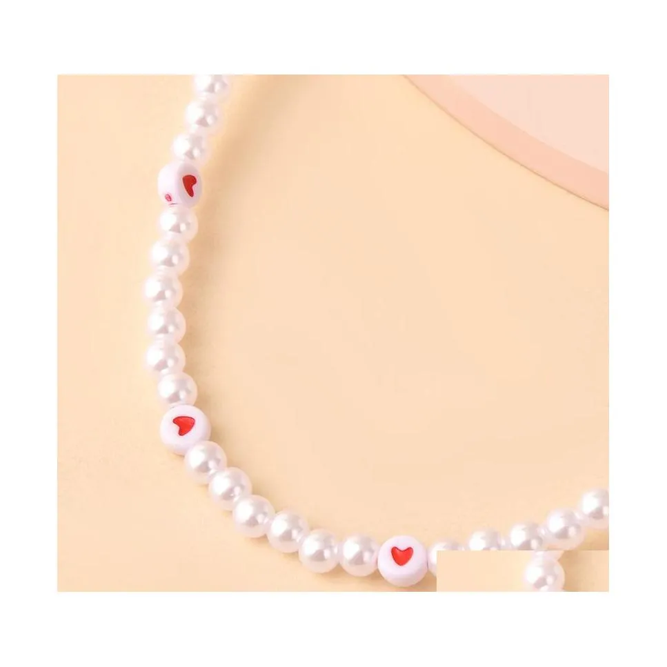 Chokers Pearl Choker Necklace Heart Shaped Female Personalized Travel Party Fashion Clavicle Neck Chain Accessories 20220122 T2 Drop DHCIC