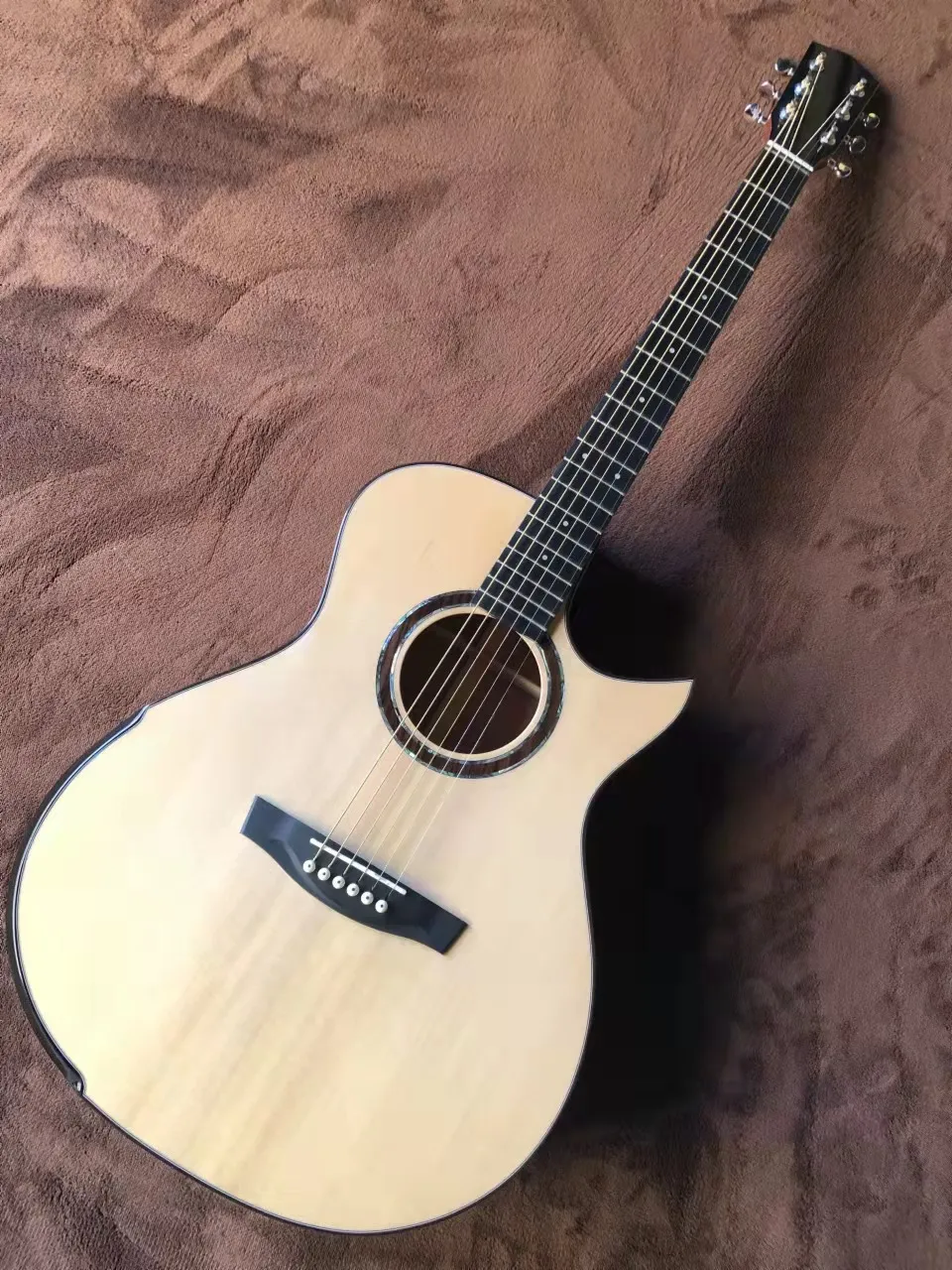 Guitare acoustique 41" GA pointu tout en bois massif haute configuration