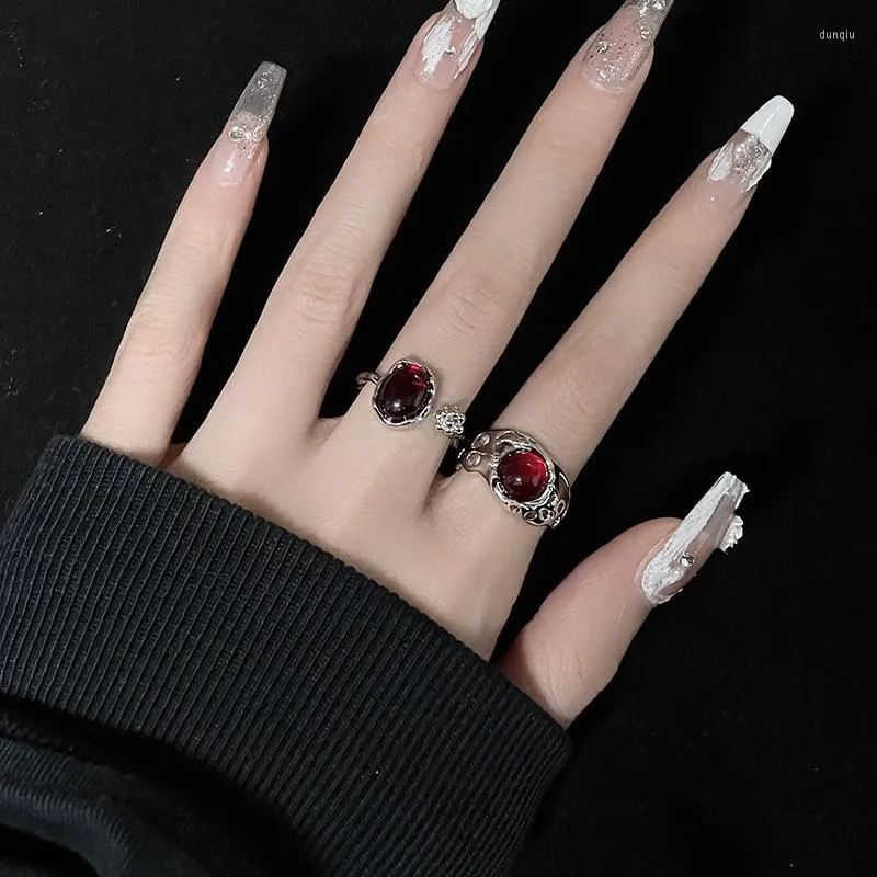 Vintage Red Opal Cluster Garnet Ring With Y2K Flower Bud Trendy Egirl Hollow Design For Womens Aesthetic Jewelry From Dunqiu 12.11 DHgate.Com
