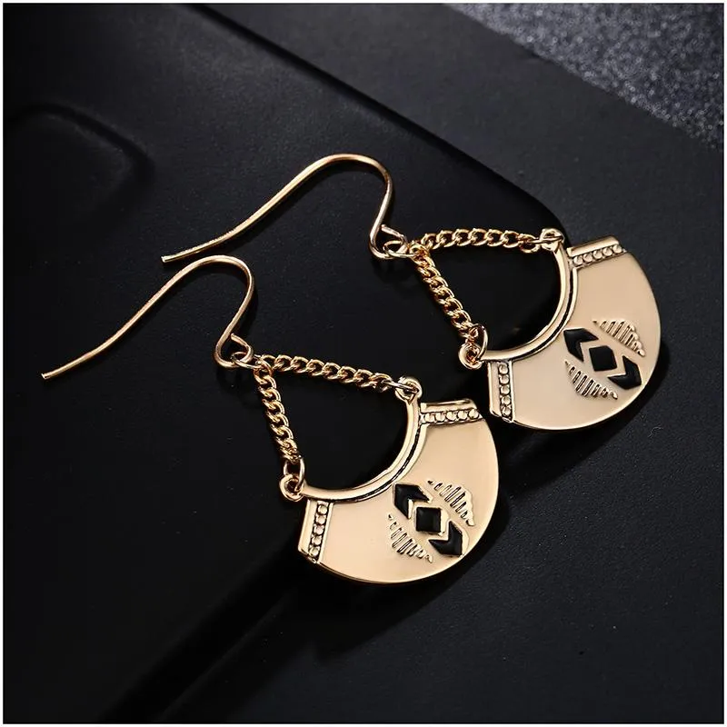 Серьги Серьги люстры Enfashion Vintage Camber Fan Fan Fan Big Gold Color Wordings для женщин с длинной серьги