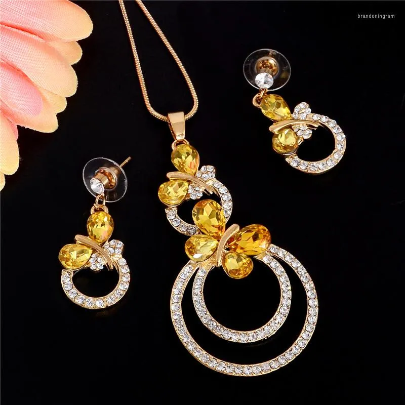 Colliers Ensemble d'oreilles Hésiode Elegant Fashion Wedding Yellow Gol Gold Rhingestone Crystal Butterfly ensembles pour femmes cadeaux