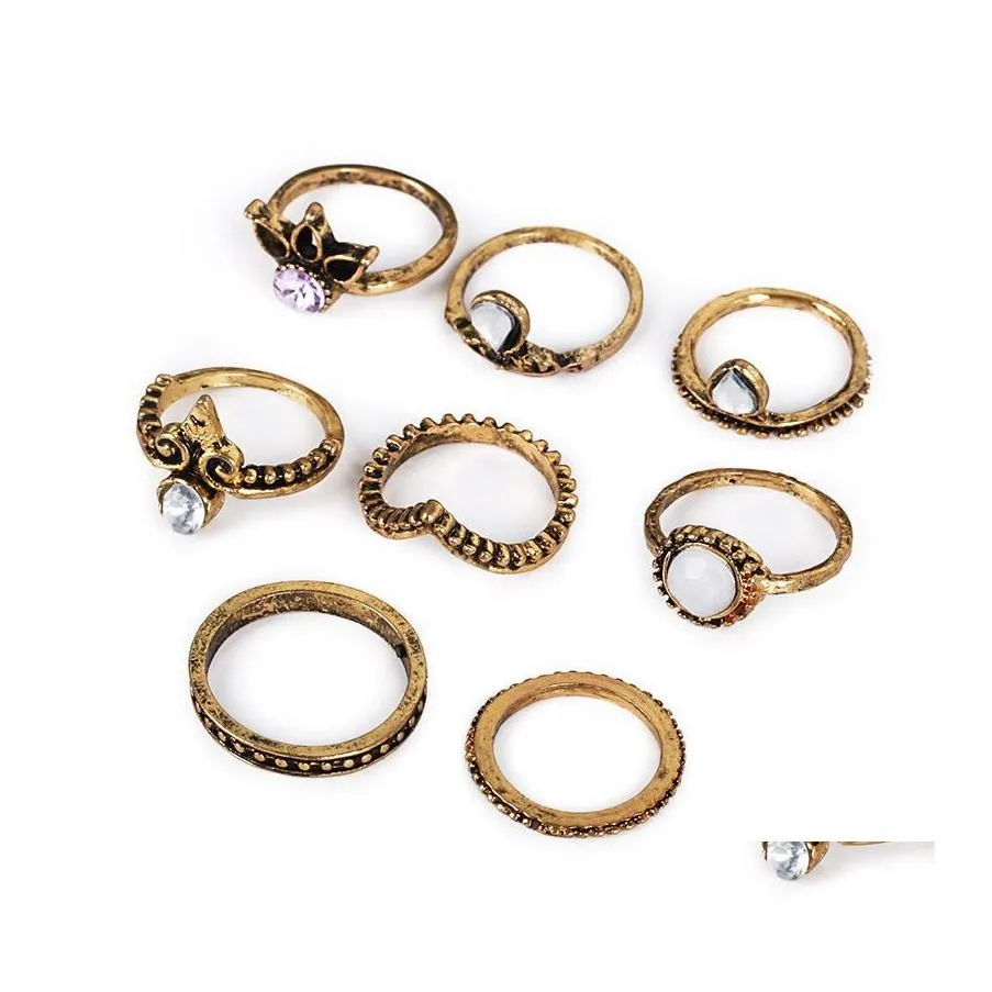 Pierścienie zespołowe 8pcs/Set Vintage Crown White Gem Bronze Brass Knuckle Pierścień Rzeźbiony etniczny BOHO FORE MEN