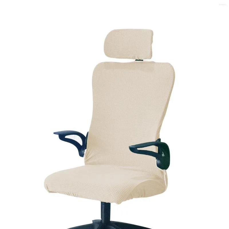 Pokrywa krzesła pokrywa biurowego za pomocą rotacyjnego komputera