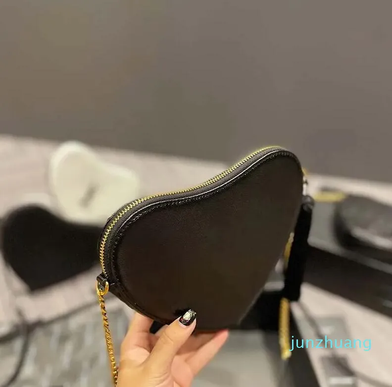 Akşam tasarımcı çanta moda çantaları çanta çanta omuz crossbody lüks 44 kadın kaliteli alışveriş çantası dükkanı kanatlı çanta deri debriyaj çantaları