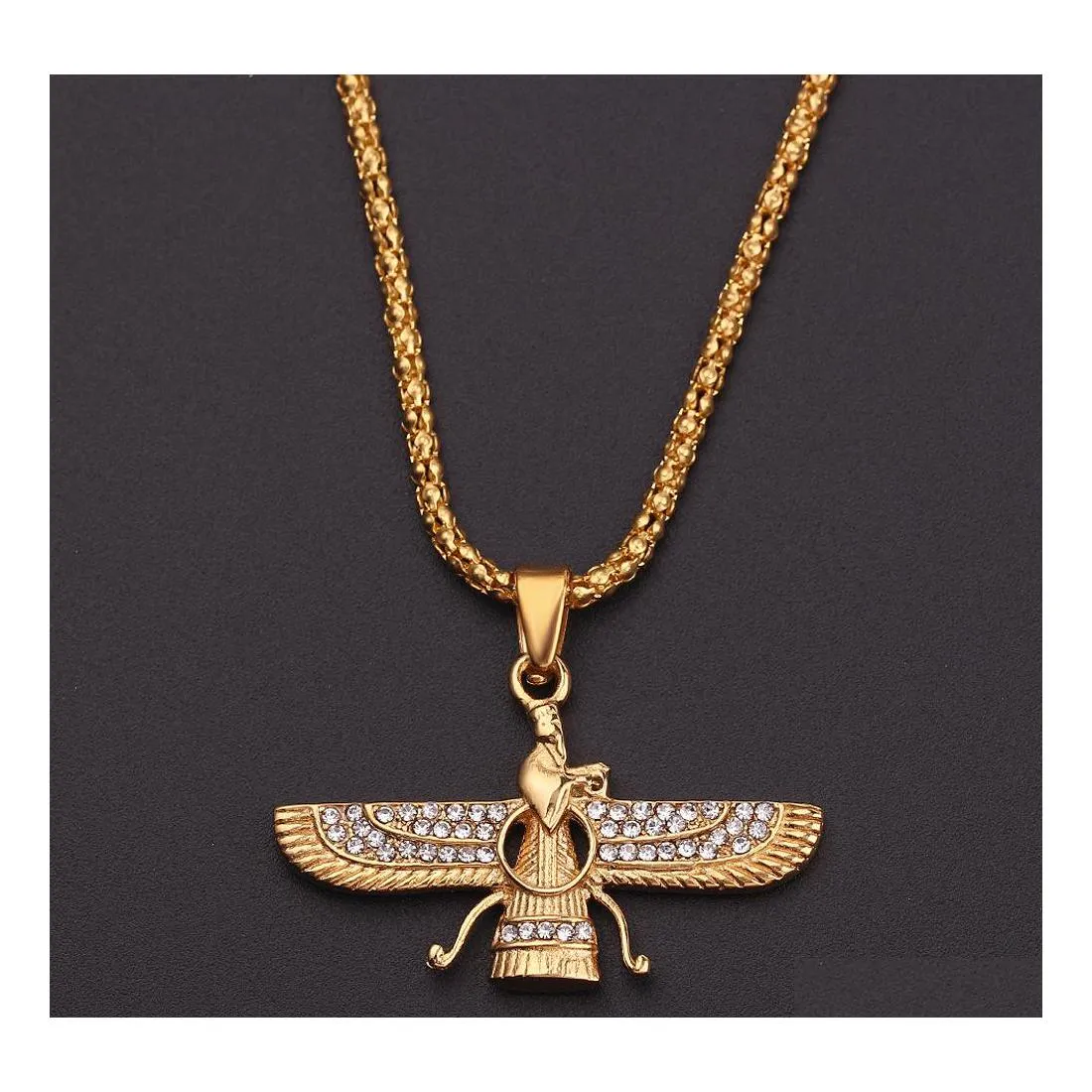 Hänge halsband guld punk lång kedja hip hop eagle man och kvinnor smycken egyptiska trendiga kors ängel isis halsband droppleverans pe dhcny